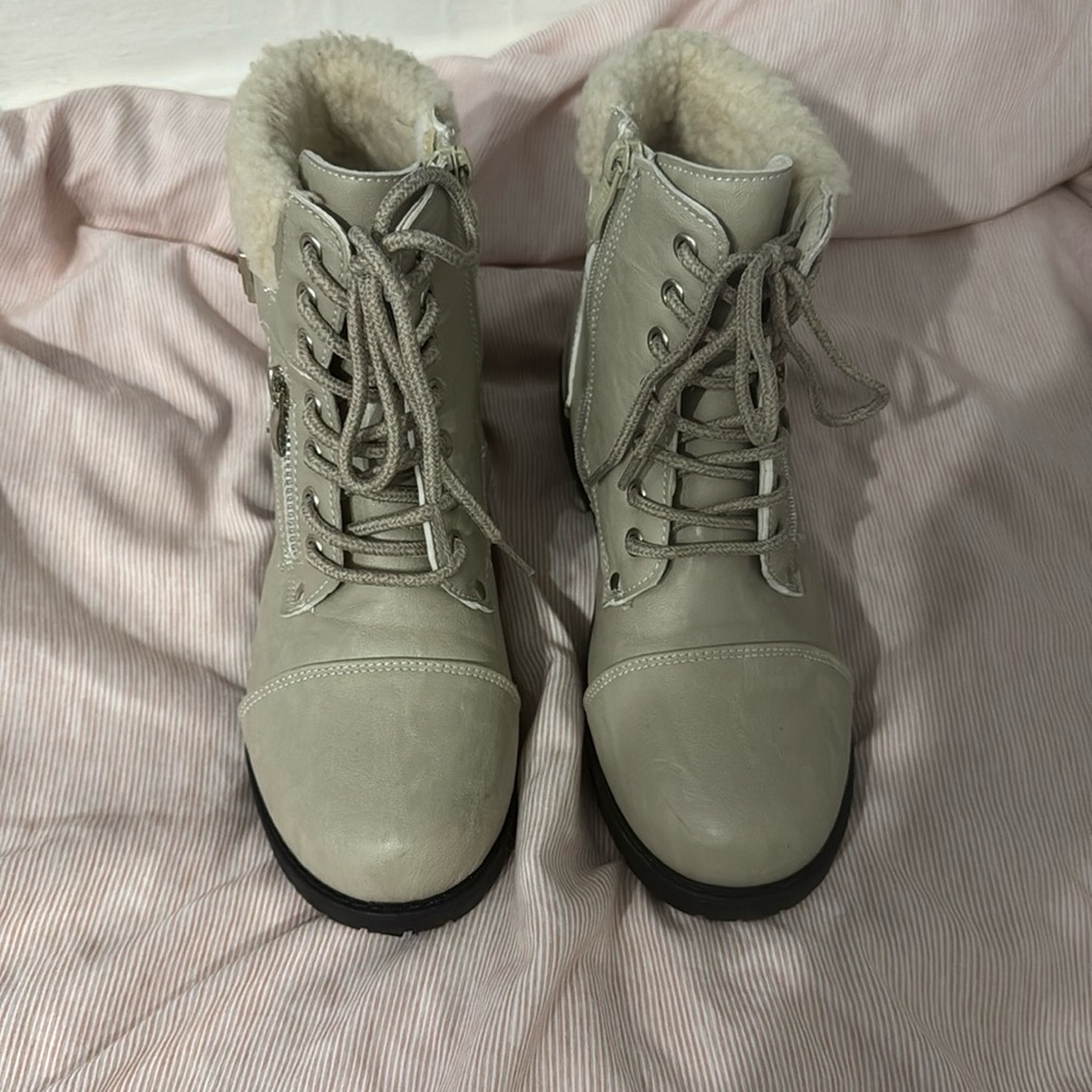 Winter boots